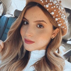 Meet your Posher, Maria